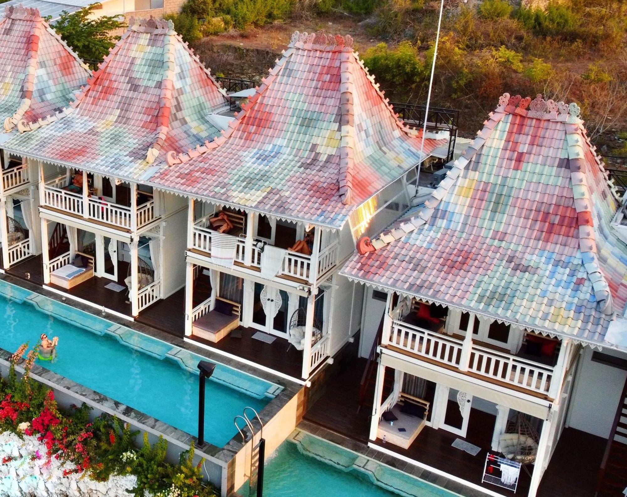 Mambo Hill Resort Toyapakeh Exterior photo